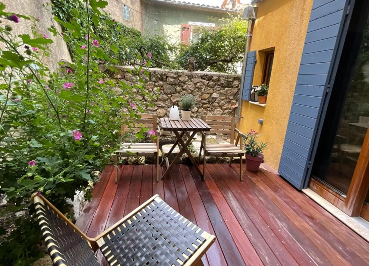 Zofia Appartements - Appartement Avec Cour Privee #1 location